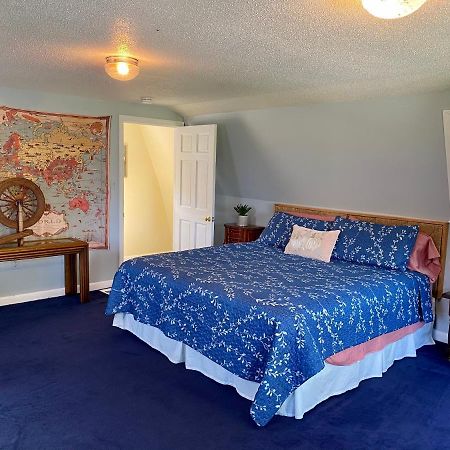 1 Bed Cottage, Partial Waterviews & Water Access Westport Экстерьер фото