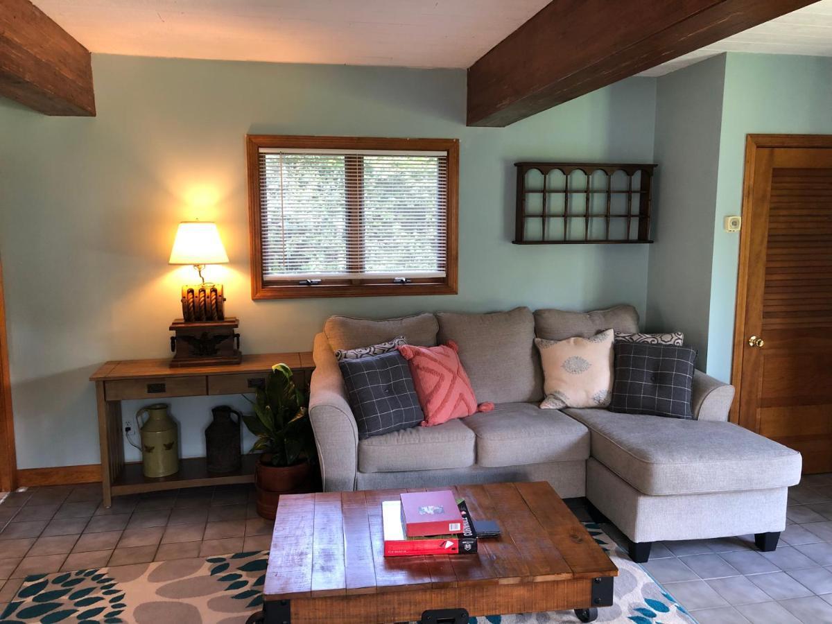 1 Bed Cottage, Partial Waterviews & Water Access Westport Экстерьер фото